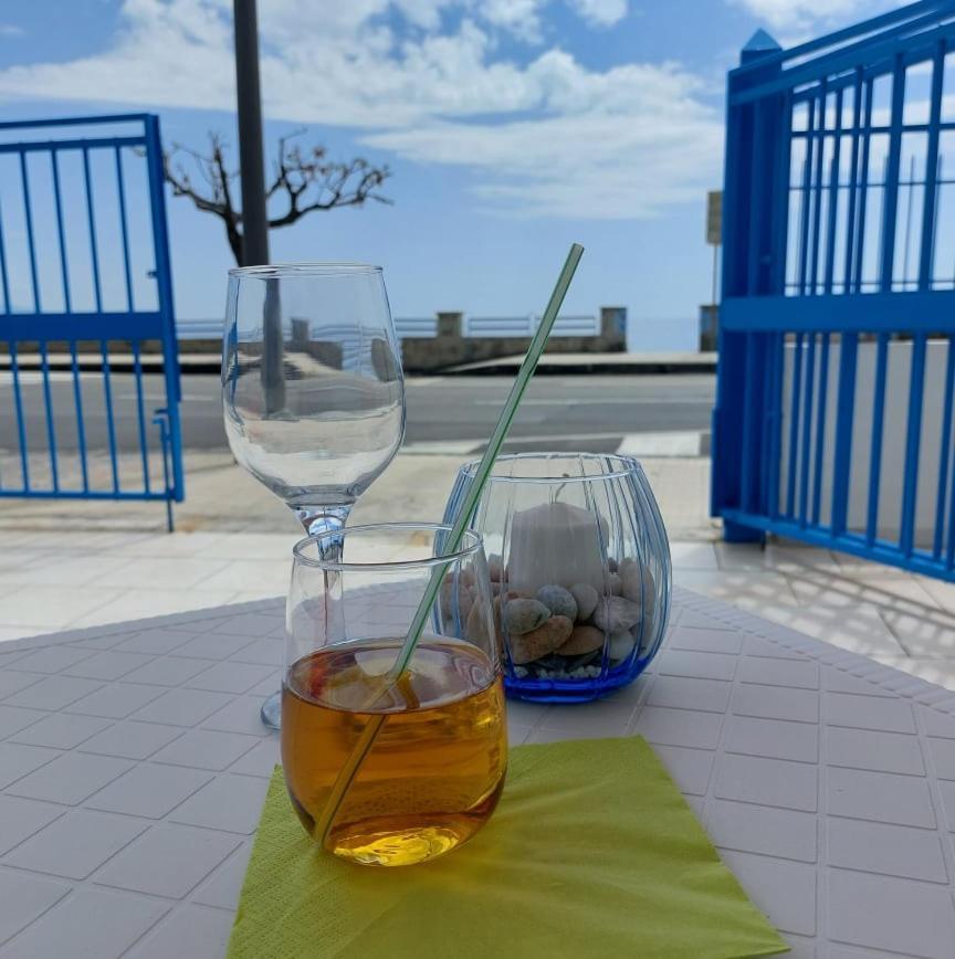 Blue Sicily Apartment Roccalumera Ngoại thất bức ảnh